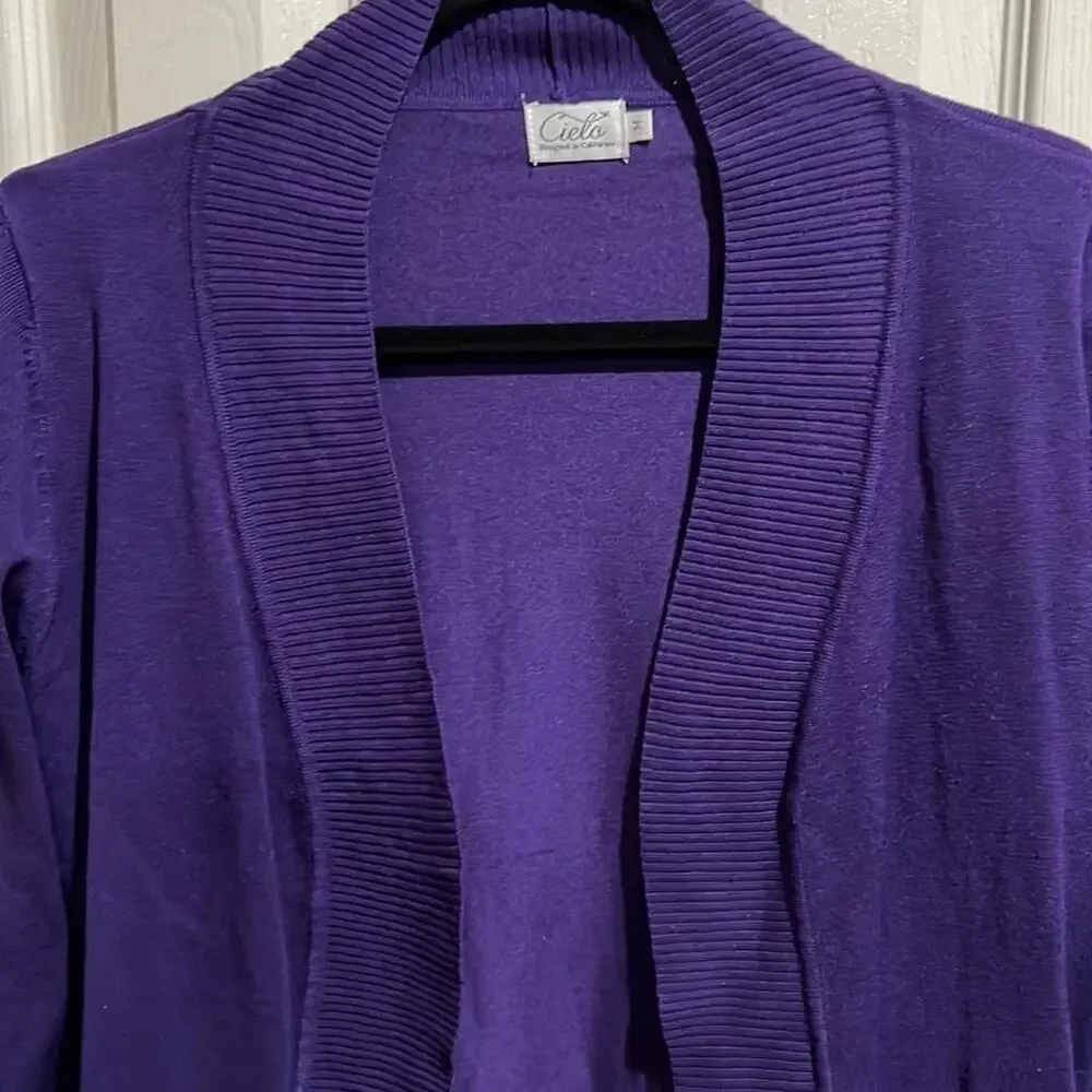 Cielo Cardigan with pockets Purple Women’s Size Medium Beautiful color